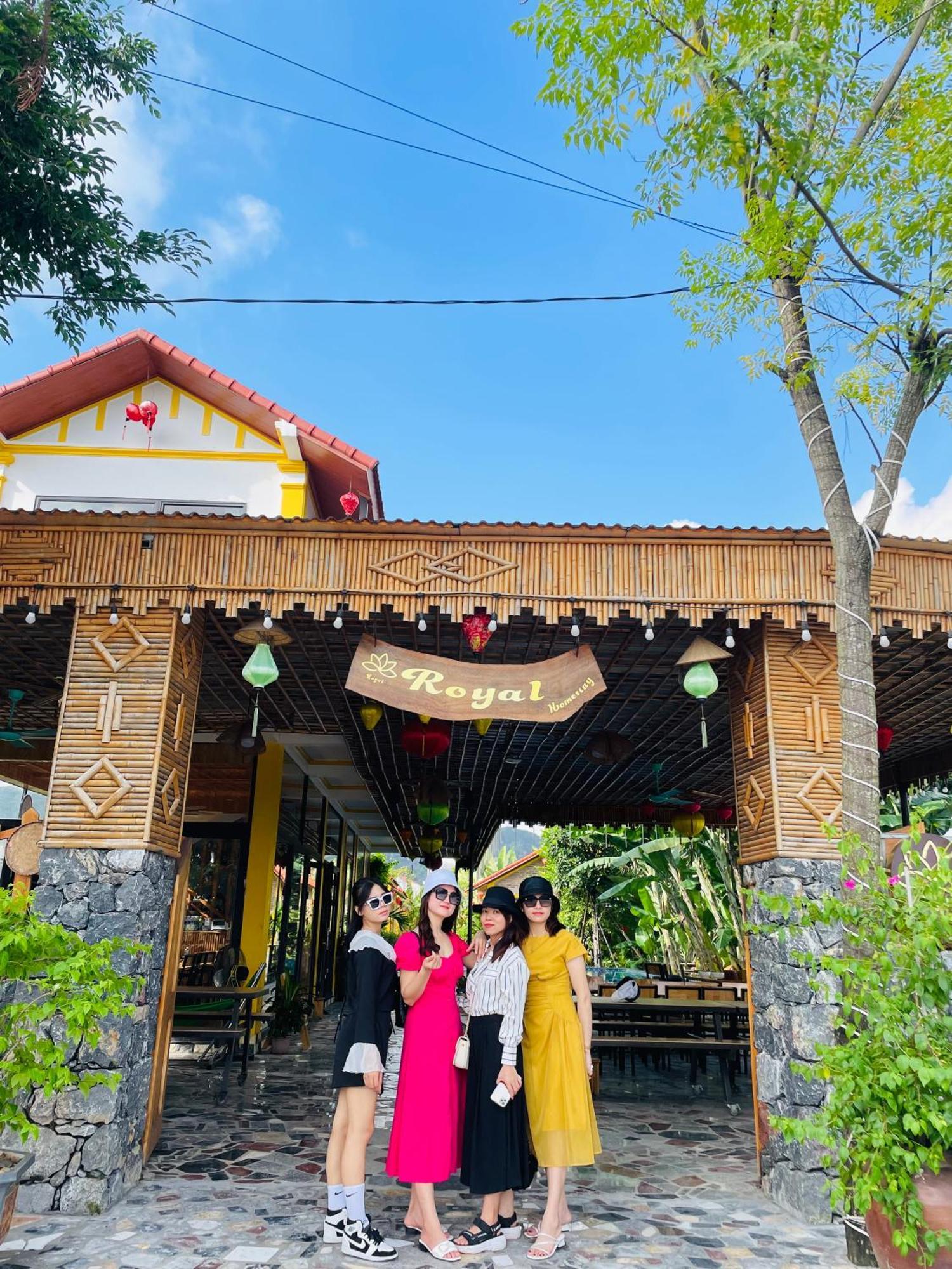 Ninh Binh Royal Homestay Buitenkant foto